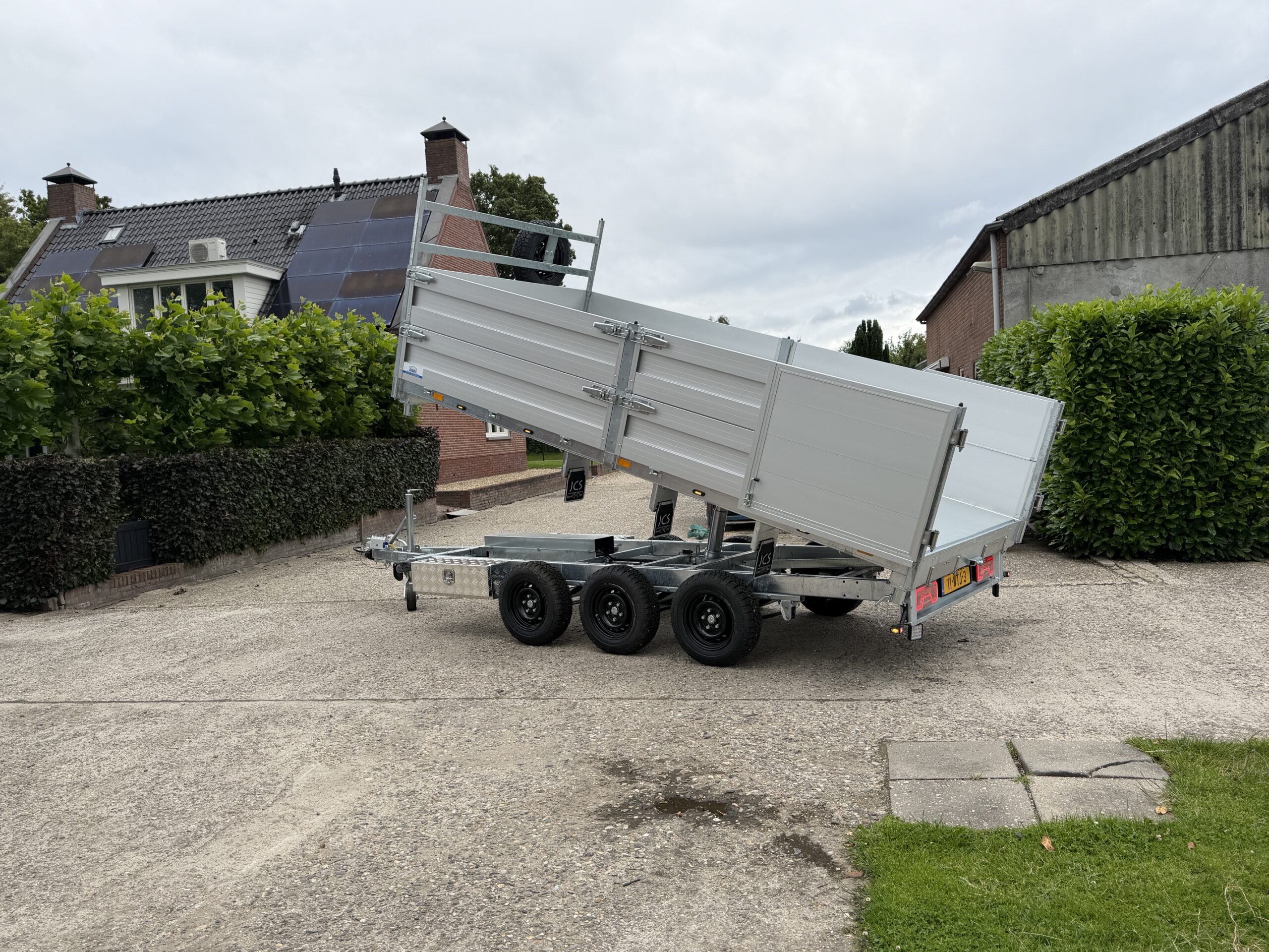 Heavy Duty 3-Zijdige Kipper JCS 3-As (3500kg) | 400x200 cm | Paraboolvering & Franse Deuren - Afbeelding 6