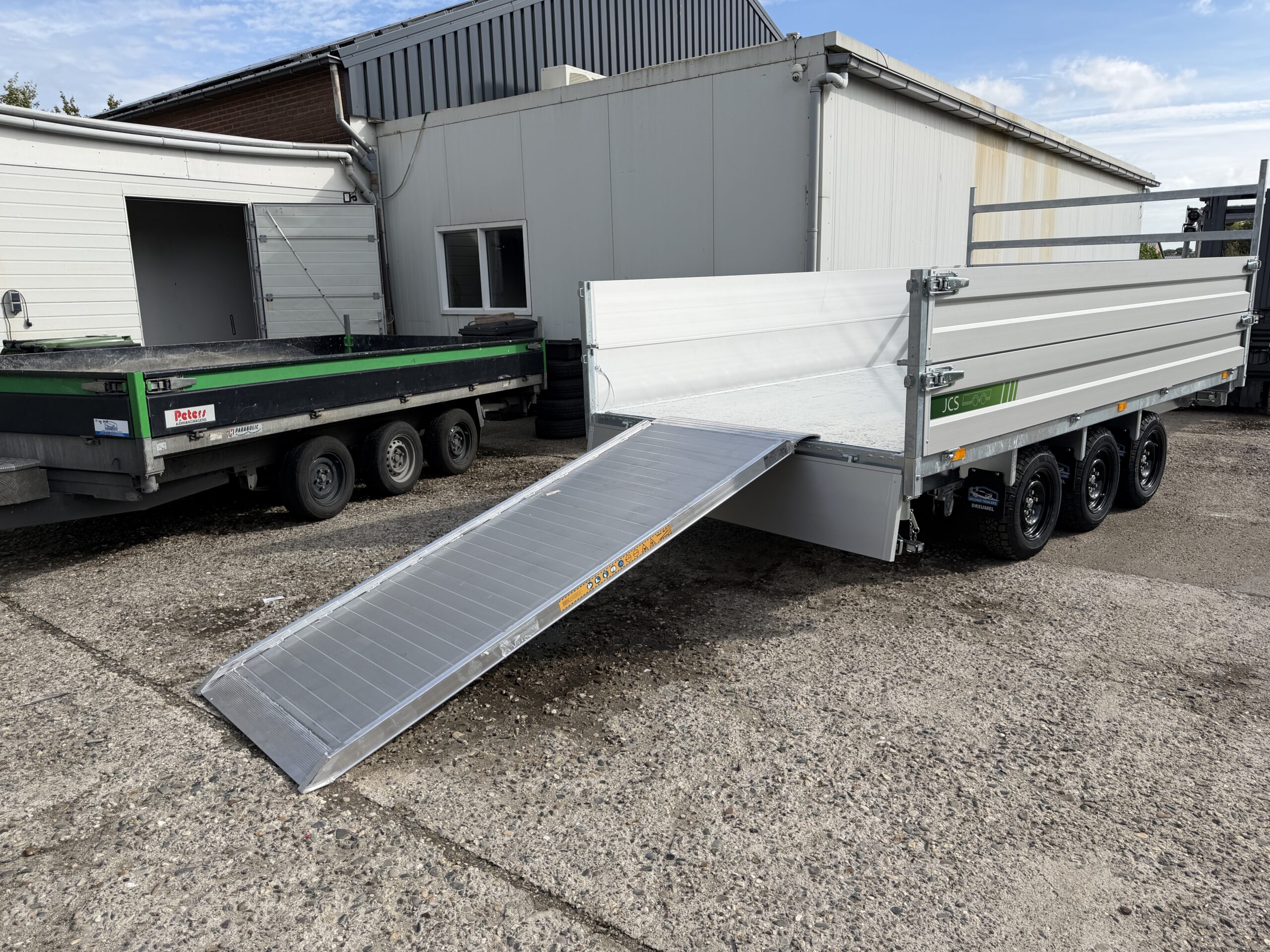 Professionele Aluminium Oprijplaat 250 x 85 cm – Belastbaar tot 1.000 kg (Per stuk)