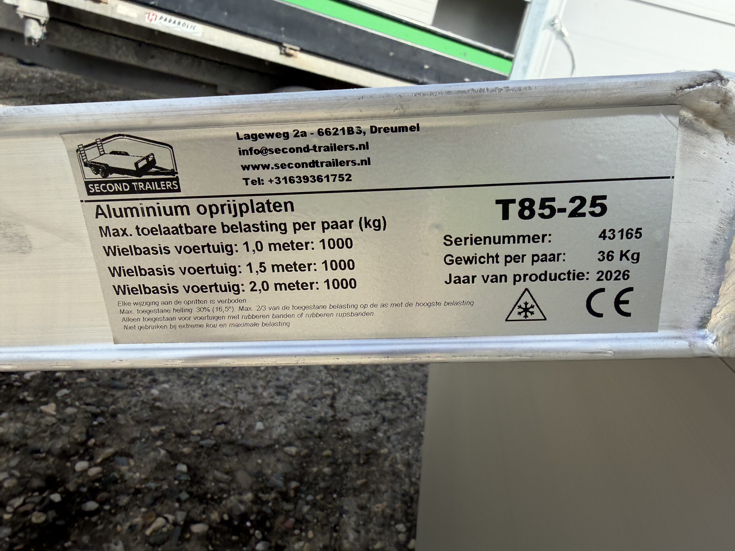 Professionele Aluminium Oprijplaat 250 x 85 cm – Belastbaar tot 1.000 kg (Per stuk) - Afbeelding 3